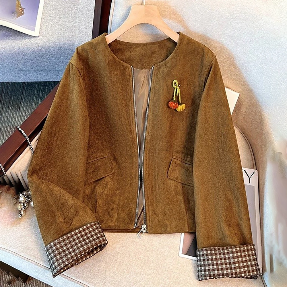 

Женская укороченная куртка из коричневой искусственной замши с круглым вырезом, в клетку, с манжетами на молнии, на молнии, оверсайз, повседневная, свободная верхняя одежда 2026