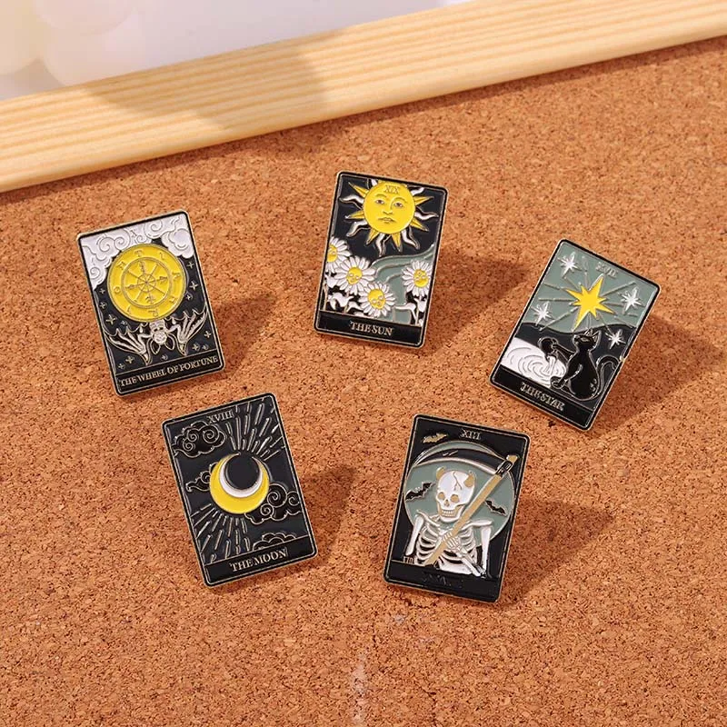 Tarot Enamel Pins Custom Sun Moon Stars Gothic Skeleton Lover Brooches Lapel Badges Bag Punk Dark Witch Jewelry Gift for Kids