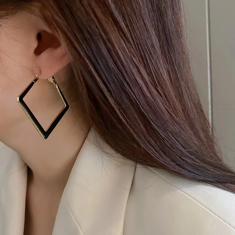 

2025 Fashion Gold Color Big Square Hoop Earrings For Women Exaggerated Metal Geometric Irregular Circle Earrings Jewelry