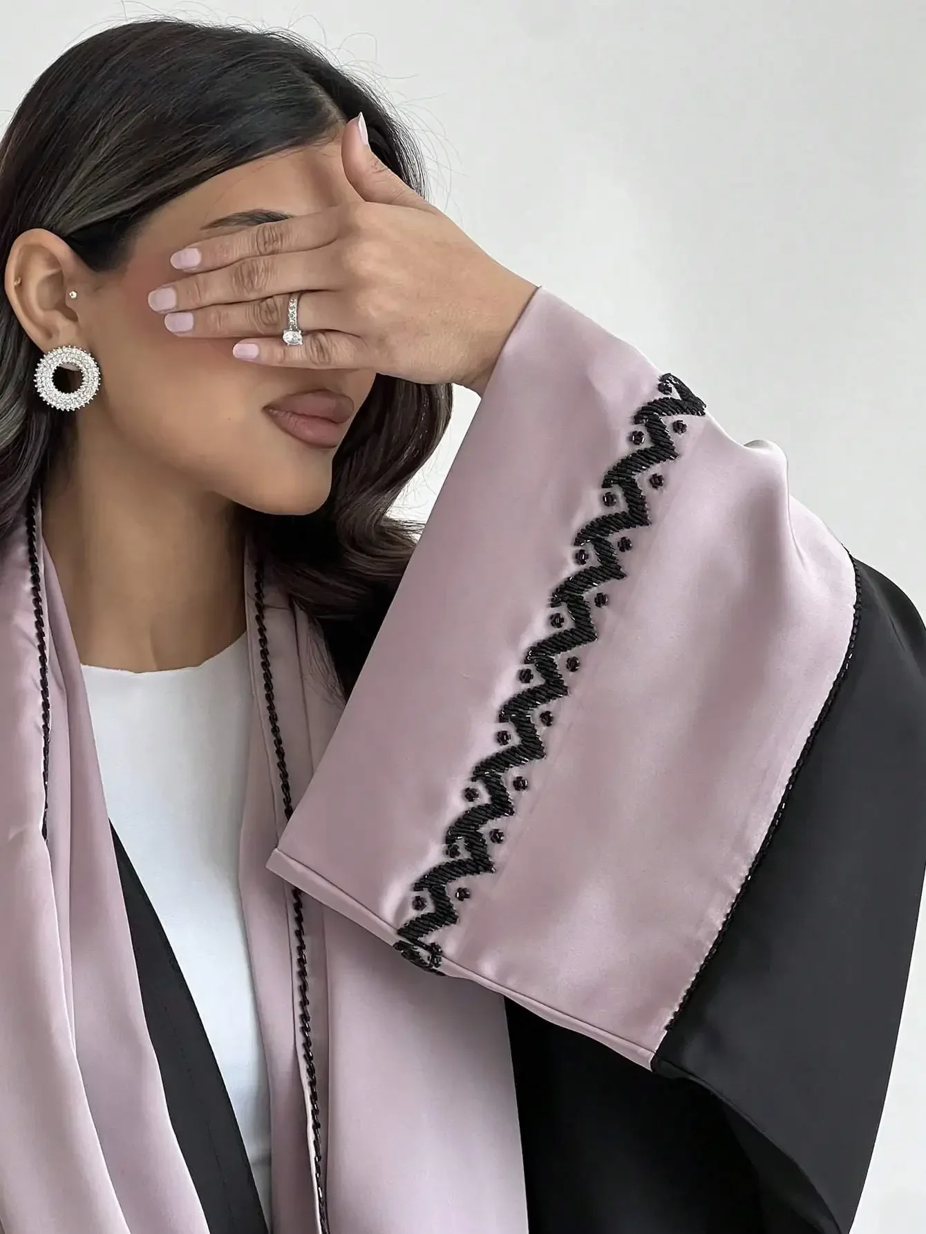 Islamique manches longues ample ouvert devant Abaya musulman arabe broderie Abayas Robe turquie caftans longue Robe Maxi femmes Jilbabs