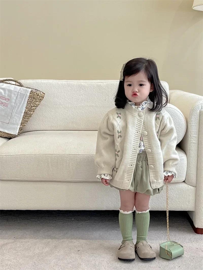 Girls Pants 2024 Autumn New Childrens Clothes Girls Baby Korean Style Sweet and Cute Corduroy Bracts Fashion Casual Simple