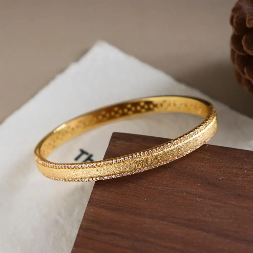 

New Simple Retro Exquisite Zirconium Inlay Bracelet for women New Fashion bangles banquet Jewelry