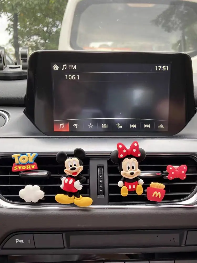 Disney Car Air Freshener Auto Outlet Perfume Vent Car Aroma Diffuser Auto Interior Accessories Solid Perfume Aromatherapy Stick