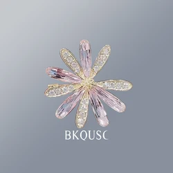 Crystal Brooch For Women Fashion Animal Plant Cartoon Brooches Ladies Stylish Rhinestones Pearl Pin Jewelry Accessories Gift