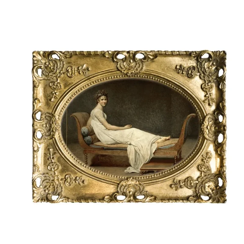 French retro small painting combination European decorative painting living room background wall special-shaped hanging painting