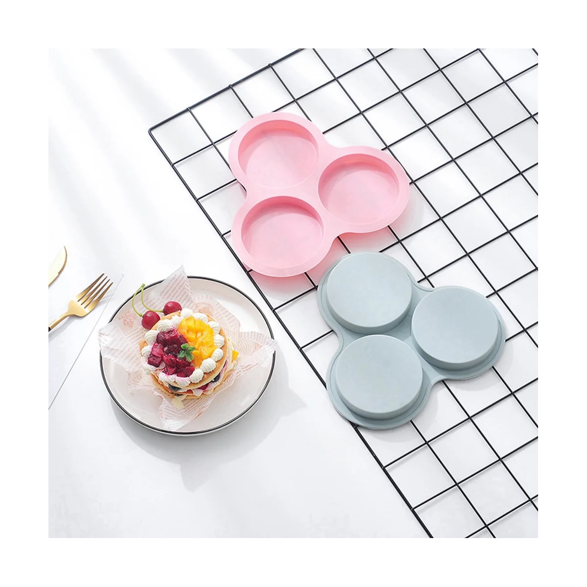 4 Pcs Silicone Egg Pan Reusable Egg Mold,Non-Stick Baking Pan 3 Cavity Silicone