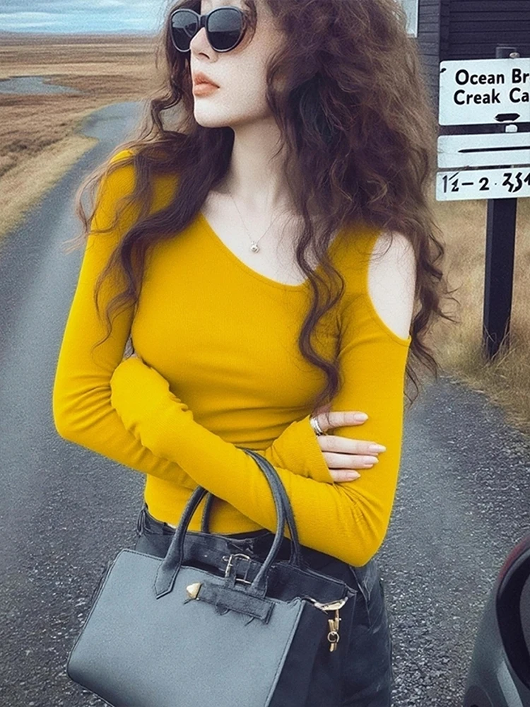 Einzigartige koreanische Sle aushöhlen Strickwaren Damen Herbst Winter Abnehmen Oulder Bared Side Collar Base Irt Faionable Comm...