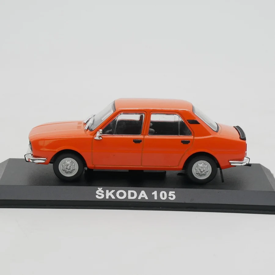 Ixo 1:43 Skoda 105 Diecas Metal Toy Model