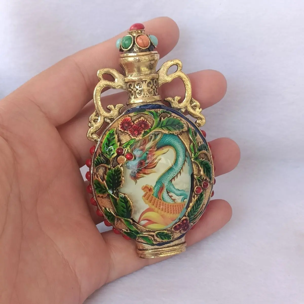 Retro Flying dragon Snuff Bottle mini bottle ﻿