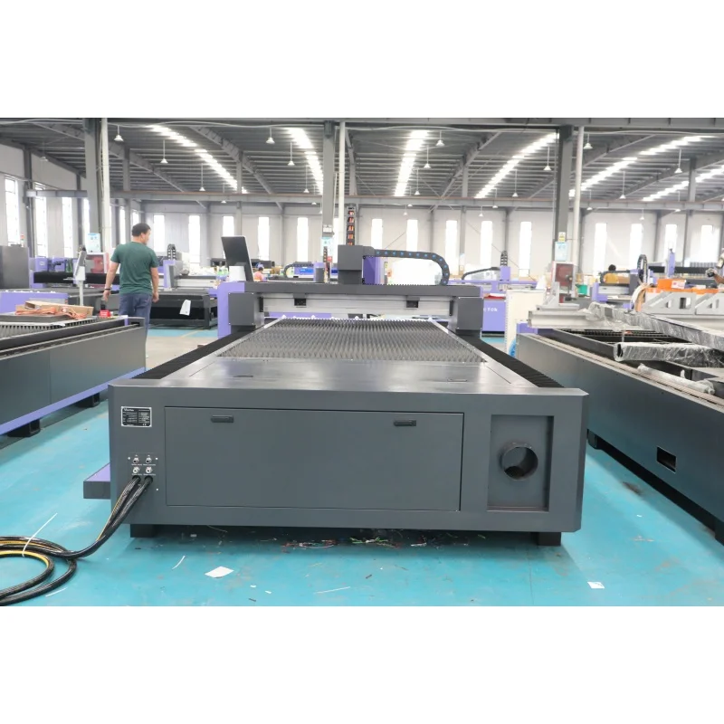 3kw 6kw 12kw 20kw Stainless Steel Iron Aluminum Copper CNC Sheet Metal AKJ1530F Fiber Laser Cutting Machine