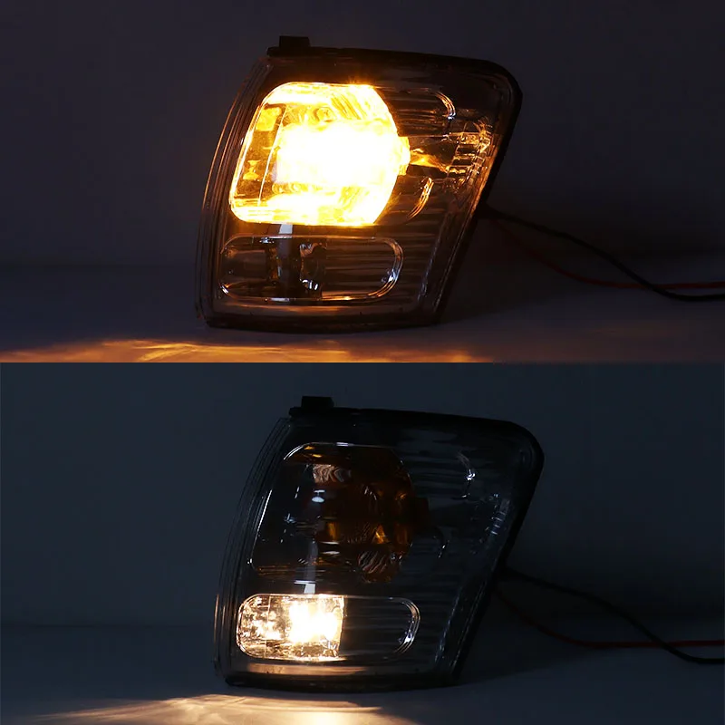 Car Corner Lamp Wide light Turn Signal lamp Front Corner light indicator For Toyota Hilux 2001 2002 2003 2004 2005 Headlamp