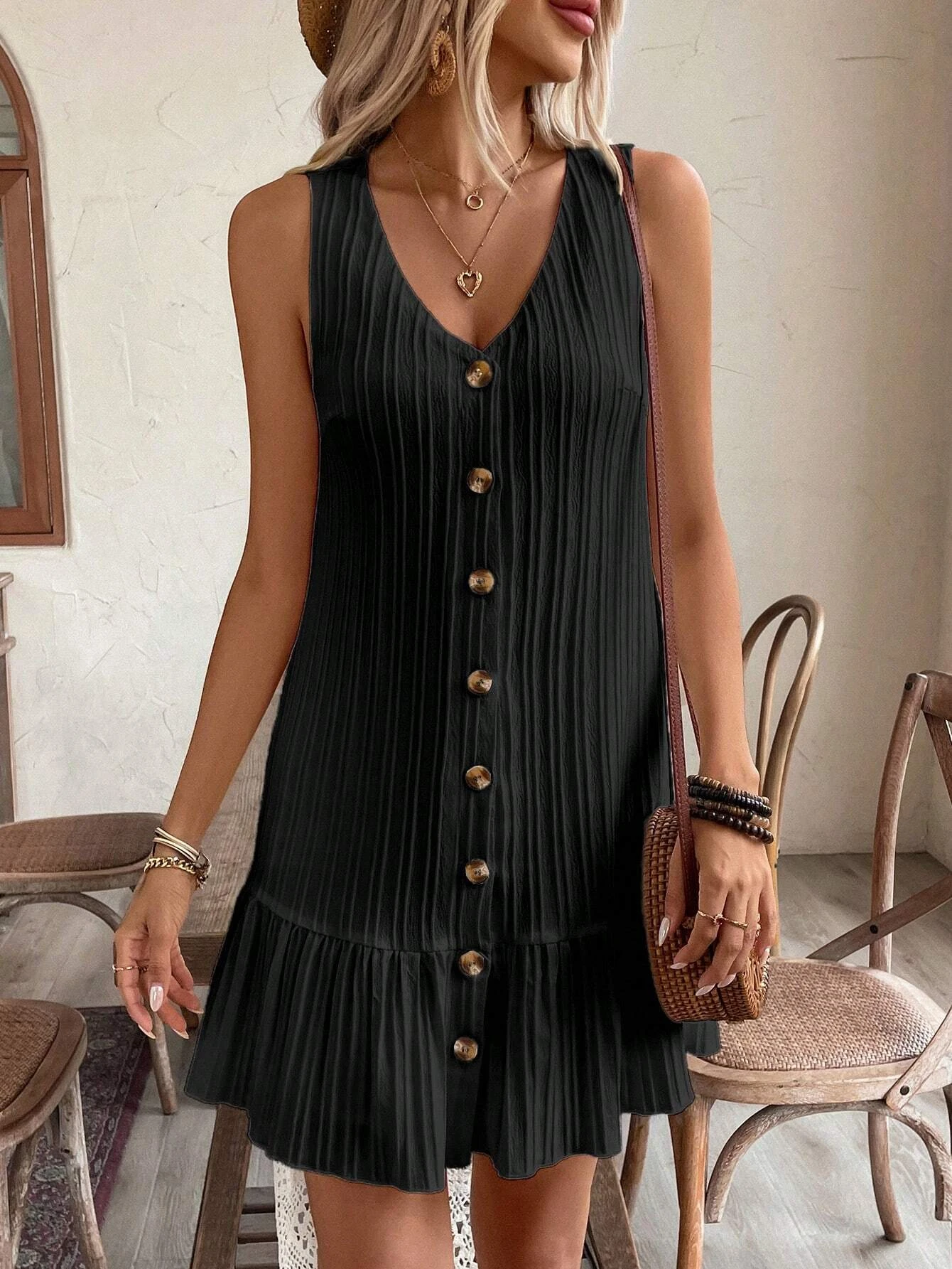 1-teiliges elegantes Sommerkleid mit V-Ausschnitt, A-Linien-Design, bequem und atmungsaktiv, mit Lotusblattrand, großartig und elegant. – Detail 10