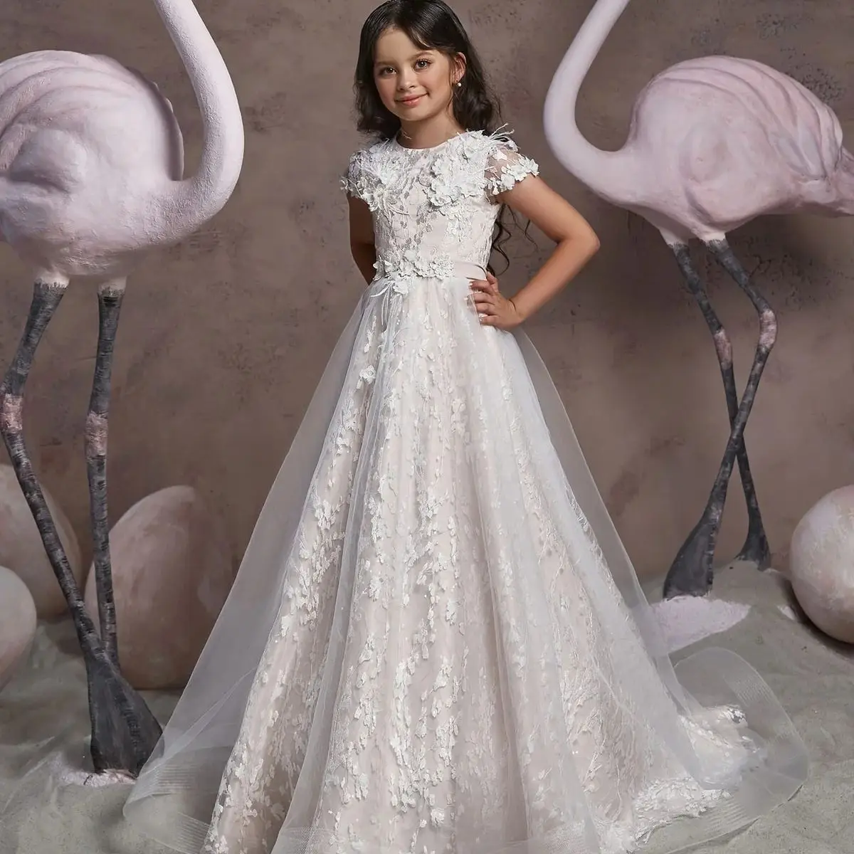 

Cap Sleeves Flower Girl Dresses For Weddings A-line Tulle Appliques Lace Long First Communion Dresses Little Baby Kids