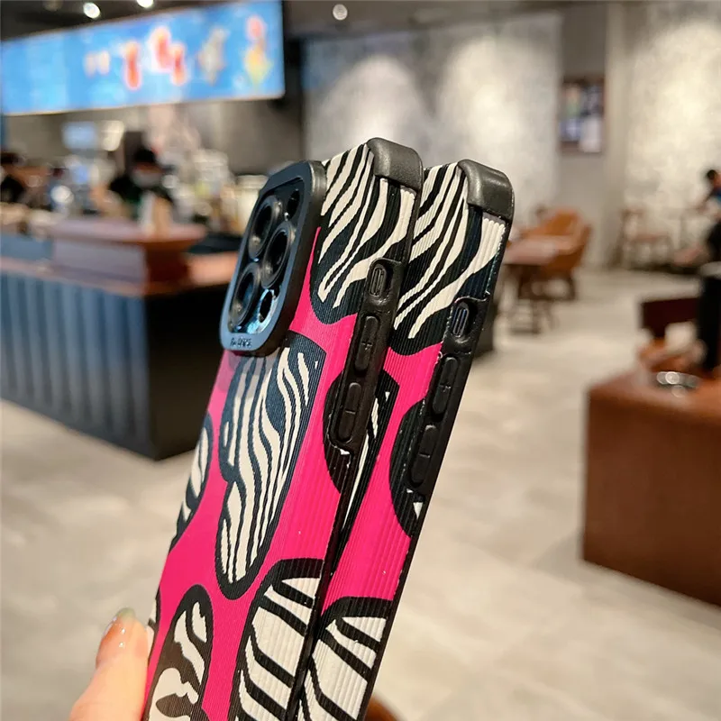 Stylish Love Heart Zebra Pattern Phone Case For IPhone 14 11 13 12 Pro XS Max 7 8 Plus X XR SE Animal Lens Protected Soft Cover