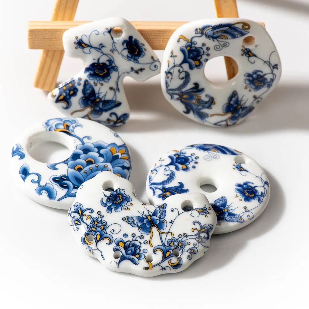 Blue And White Fish Porcelain butterfly Pendant Ceramic Beads Necklace Accessories One Side Glazed Handmade Products Z054