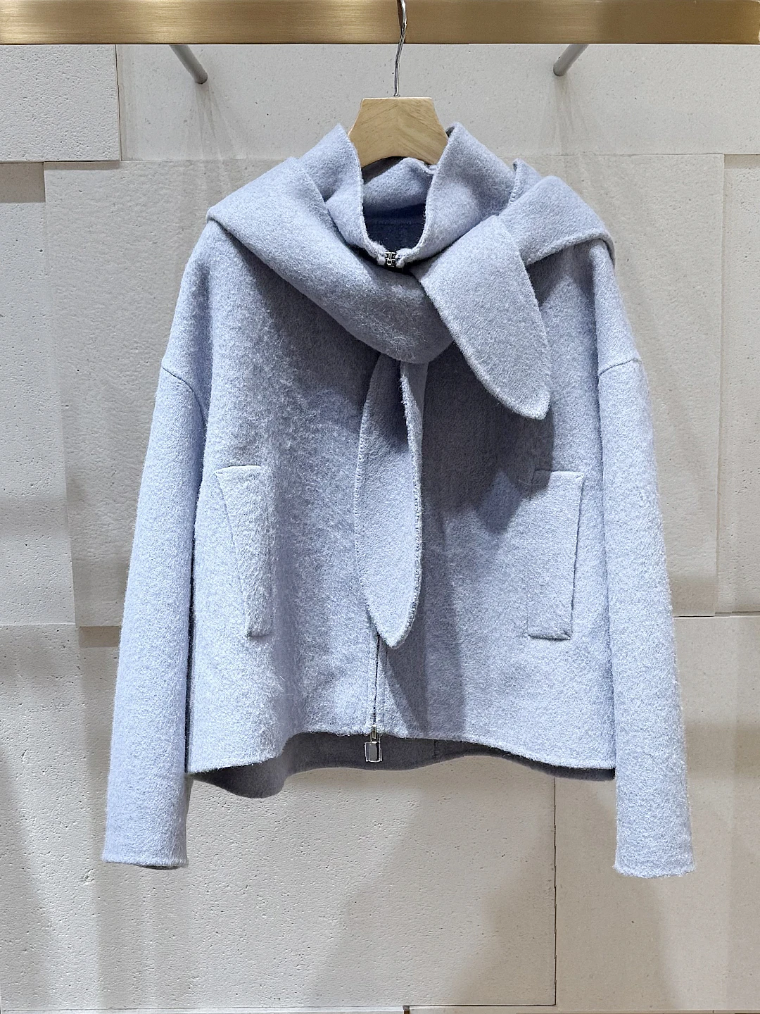 Wollen damesjas met ritssluiting lang Sve casual blauwe capuchon Jaet lente herfst Faion Ele Sle knoopdetail