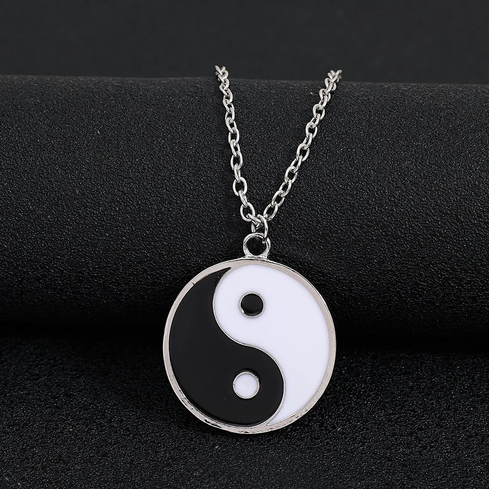 New Double Sided Black White Tai Chi Yin Yang Eight Trigrams Pendant Necklaces for Women Clavicle Chain Collar Girlfriend Gift