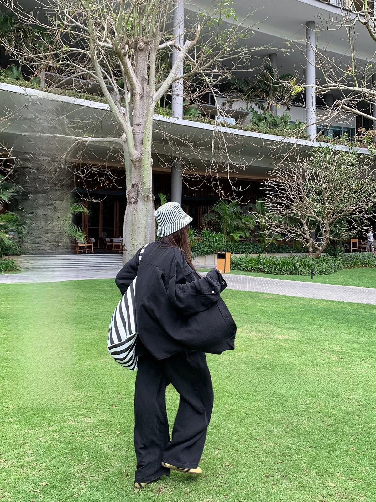 

Comfortable Vintage Denim Set Spring Lazy Style Collar Design Slimming Two-Piece Suit for Women Loose Fit Long Sleeve Shirt