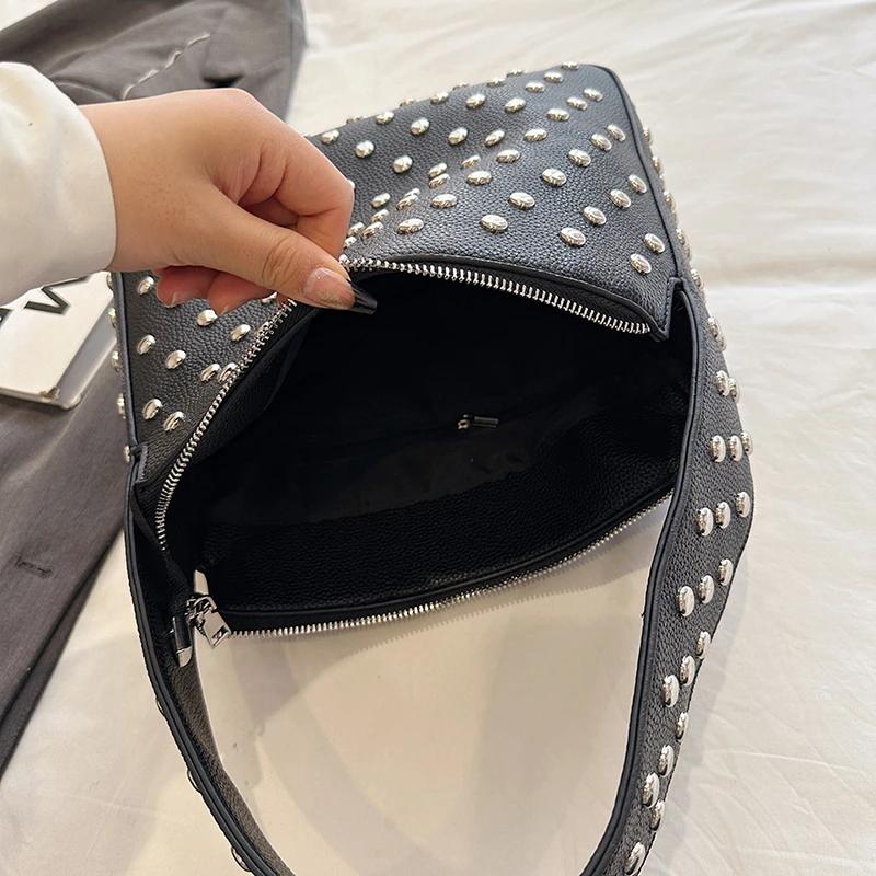 Fashion Sling Handbags Shopper Bag Rivets Design Hobo Shoulder Bags 2024 Black Punk Style Underarm Shoulder Handbag And Purse