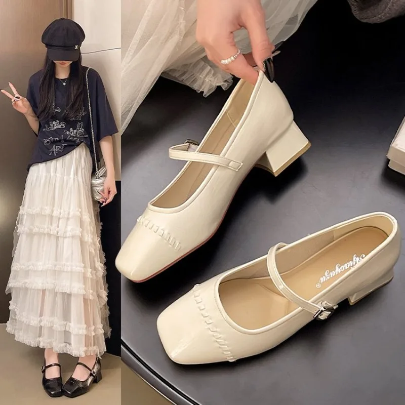 

Brand Luxury Designer Fashion PU Leather Design Ladies Summer New Style Pointed Toe Low Heel Women Sandals Non-slip Flat Shoes