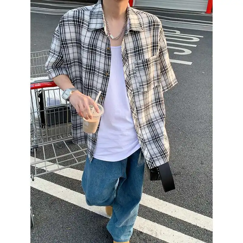 

Summer Short Sleeved Shirt Men Retro Plaid Shirt Men Streetwear Korean Loose Casual Shirt Man Fashion Shirts Large Size 4XL