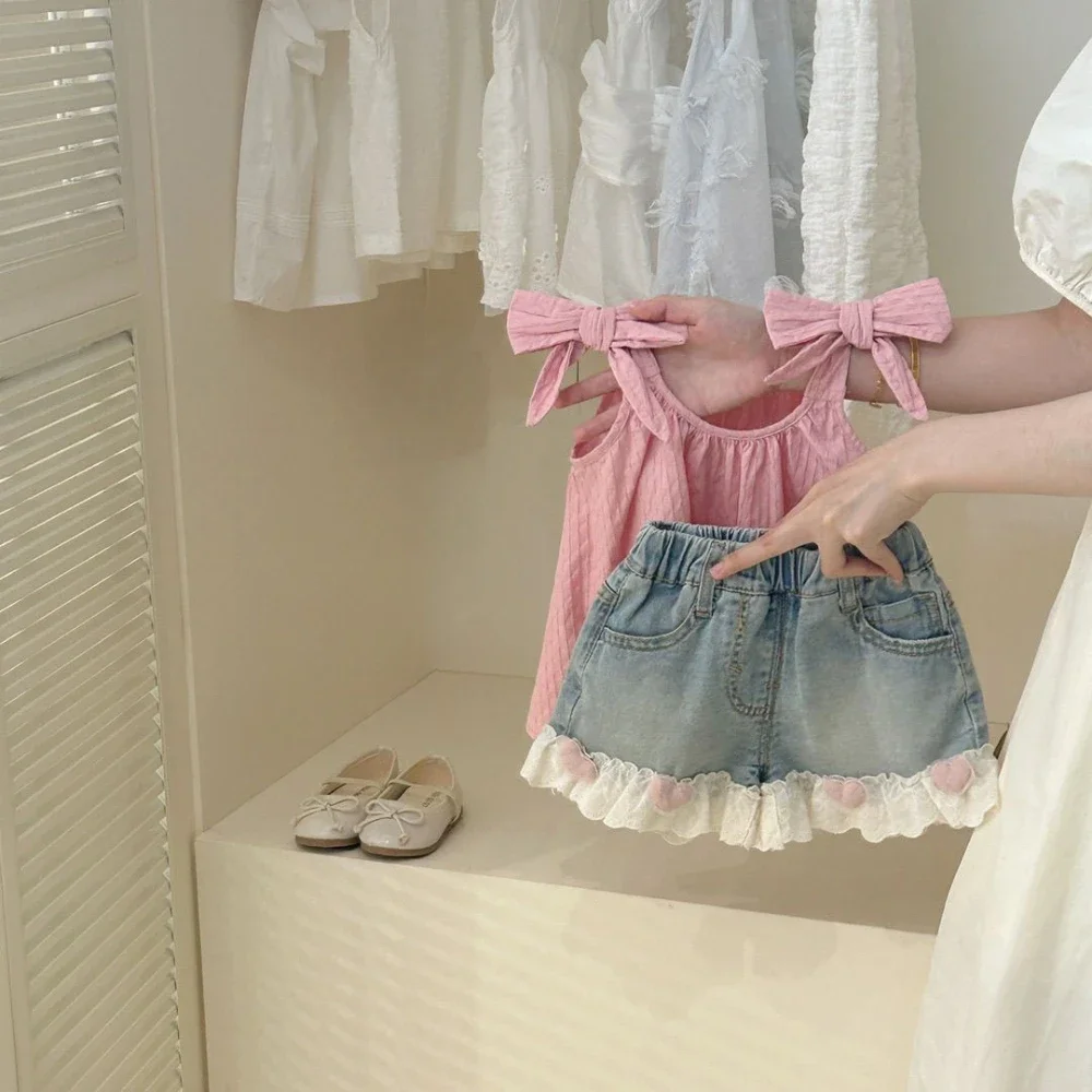

New Girls' Casual Suit Pink Bow Strap Tank Top+Lace Denim Two Piece Set Korean Version for Children 2-5 Years Old 2025 Summer