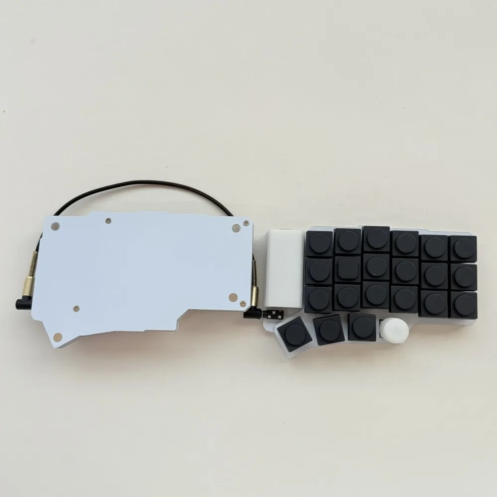 【Hot Sales】Silakka44 Split Keyboard Dual Knob Hotswap QMK/VIAL RP2040 Gaming Keyboard Kit Toy Keycap MX Switch Accessory Teclado view 3