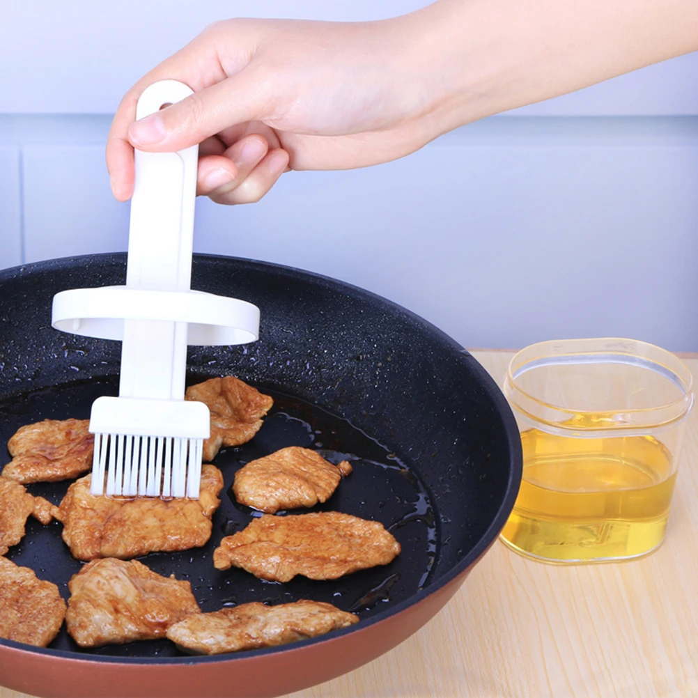 

2Pcs Barbecue Brush with Container Heat Resistant Silicone Basting Tool for Bbq Grilling Roasting Baking Oil Sauce Honey