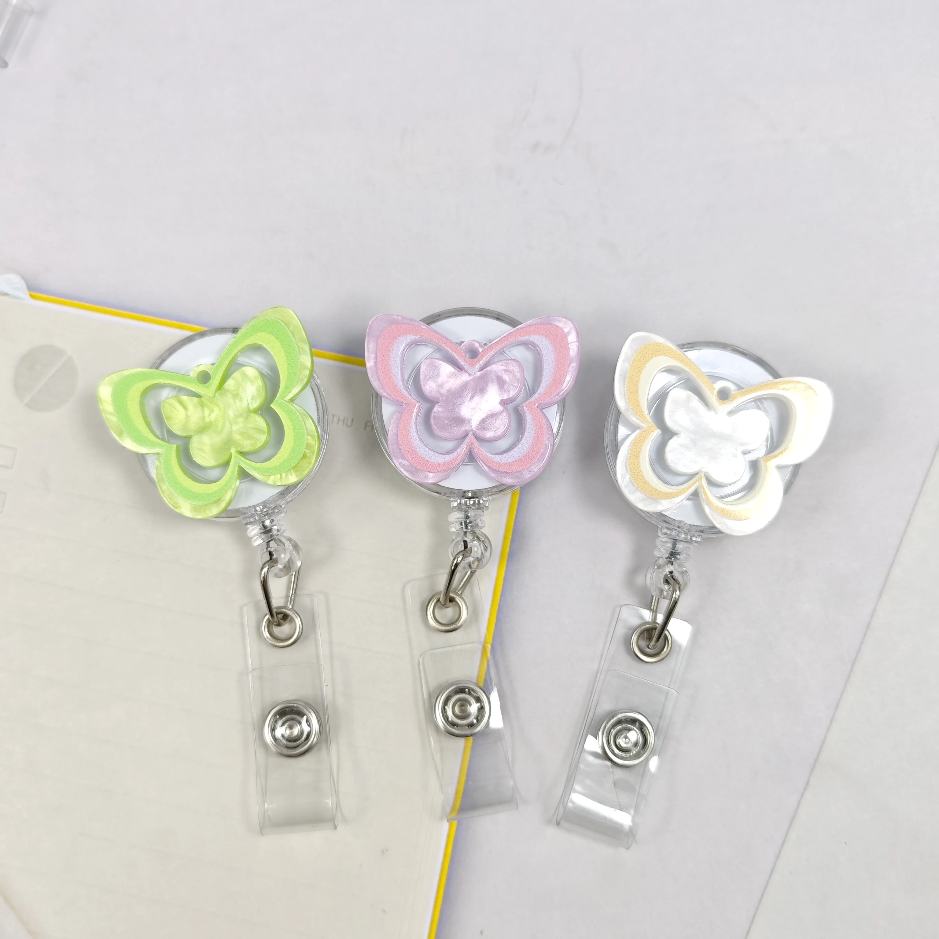 New Two-Color Hollowed-Out Bow Name Tag Clasp, Telescopic Clasp, Resin Lanyard Clip Clasp