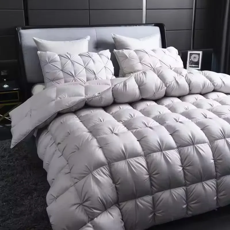 100% White Goose Down Quilt Quilts Warm Feather Duvet Cozy Lightweight Winter Queen Comforter Pinch Pleated Bedroom Stuff Gift