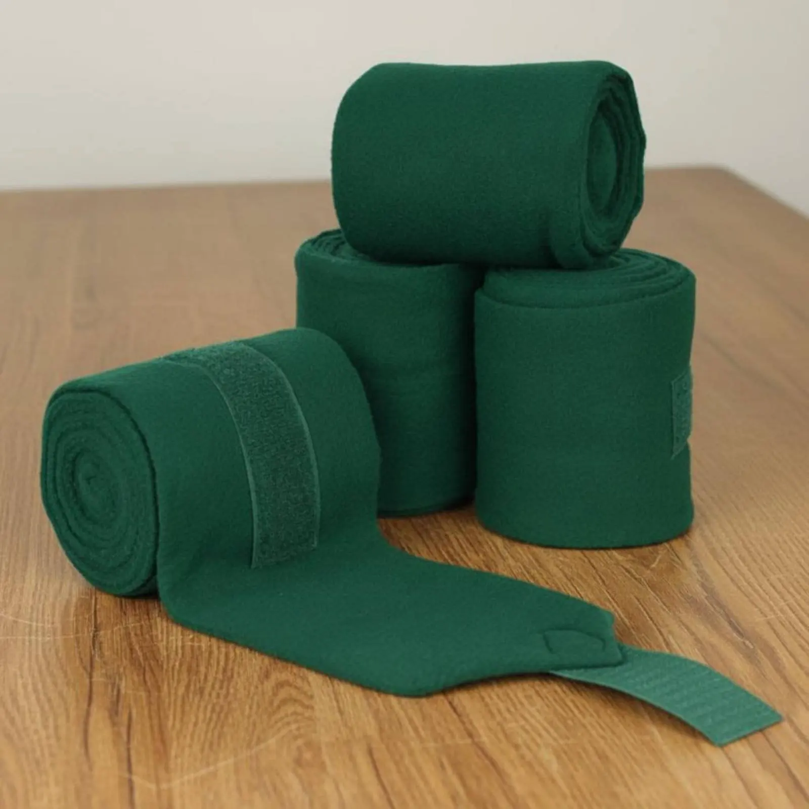 4-pieces-bandages-de-polo-en-polaire-douce-pour-chevaux-bandages-longs-pour-pattes-de-cheval-bandages-d'Ecurie-a-fermeture-auto-agrippante