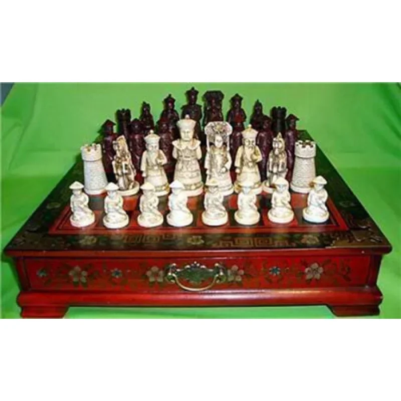 Collection Vintage 32 Chess Set and Wood Leatherette Dragon Phoenix Table