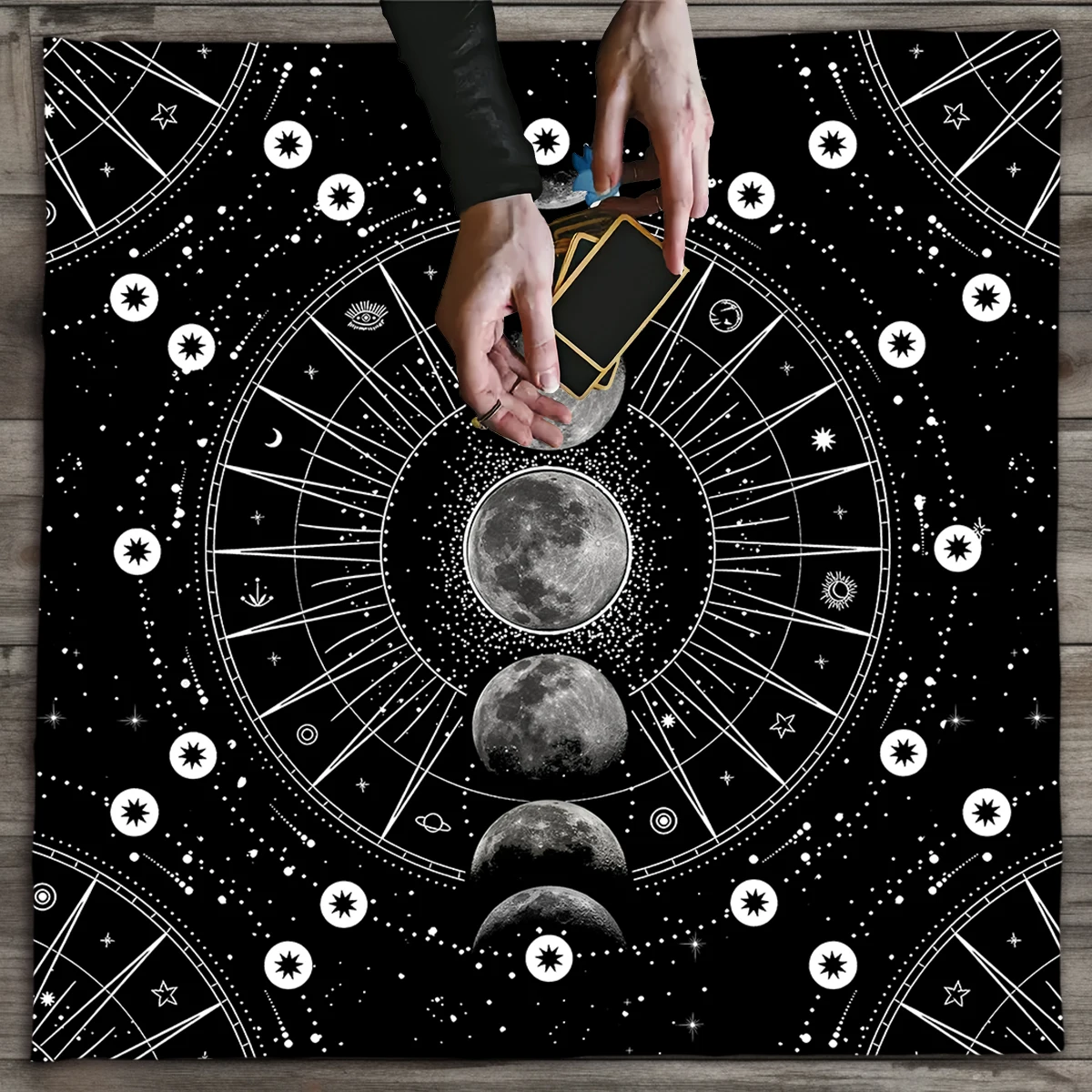 Black Moon Phase Tarot Table Cloth Altar Cloth Moon Starry Sky Tarot Reading Cloth Tapestry Wall Hanging Ritual Cloth Board Game