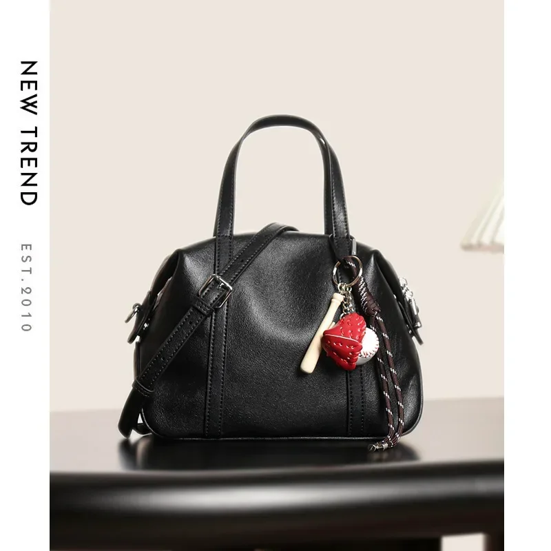 

Bag Women 2025 Leather Women's Trend Fashion Single Shoulder Tote Bag Design Sense Simple Everything Crossbody Designer Luxury B