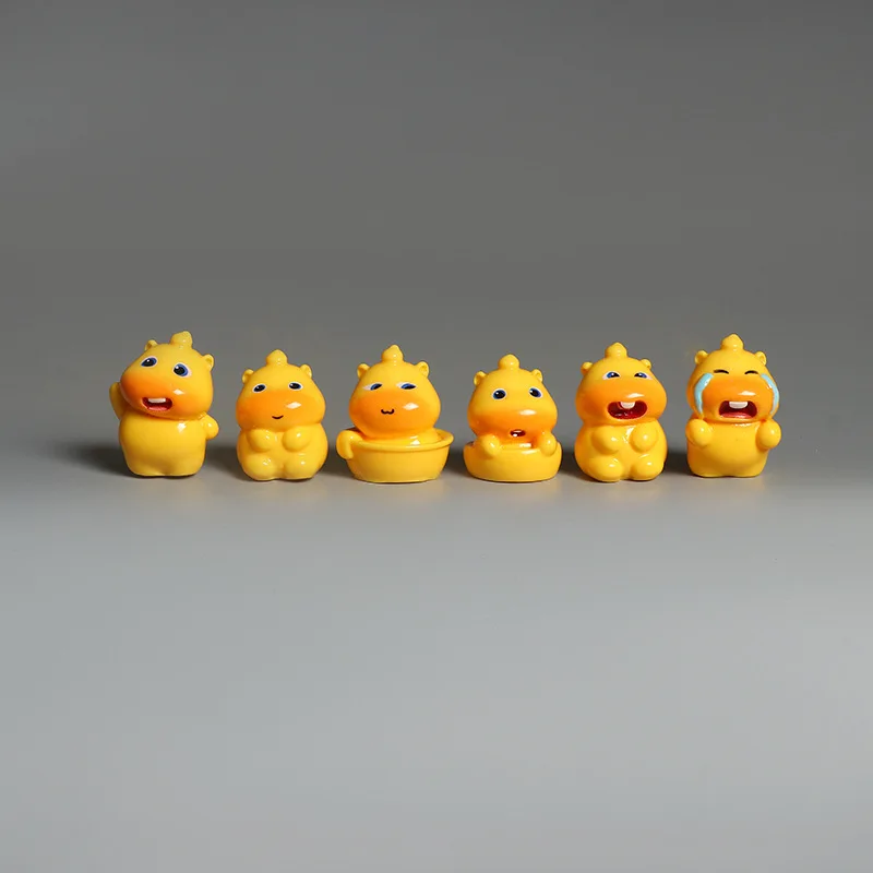 Cute Capybara Mini Figurine, Creative Micro Landscape Ornament, Animal Resin Doll, Desktop & Car Decoration Crafts