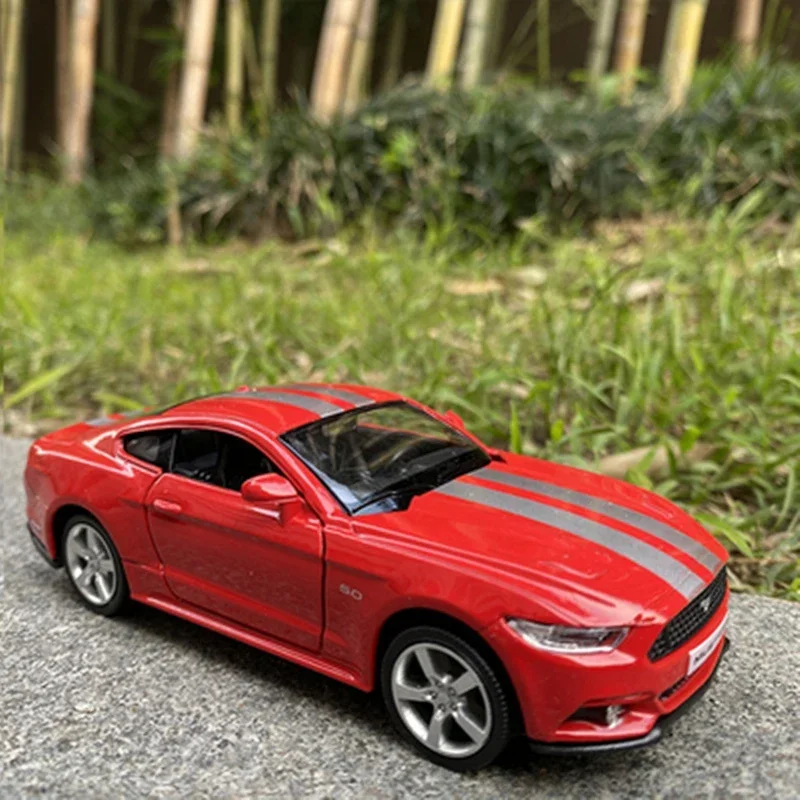 Mustang – voiture de sport en alliage 1:36, modèle de véhicule jouet en métal moulé sous pression, haute Simulation, Collection de traction