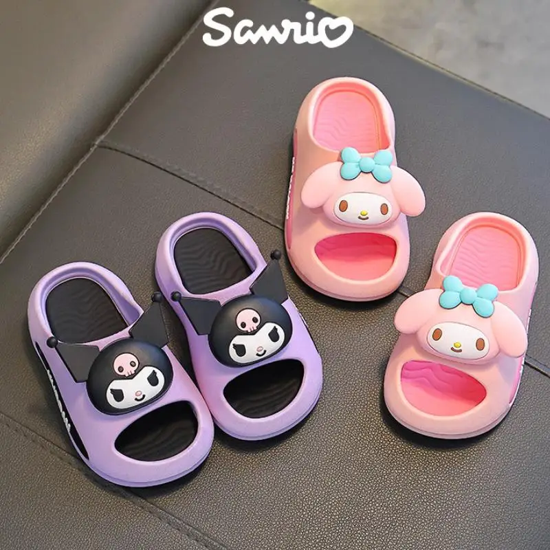 

Детские сандалии Sanrio Hello Kitty Kuromi, летние удобные тапочки с героями мультфильмов для девочек, предотвращающие осень, домашние удобные тапочки для душа на мягкой подошве