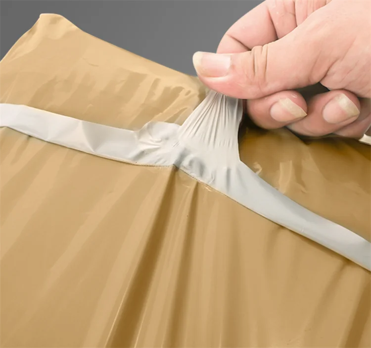 100PCS Coffee Poly Mailer Adhesive Envelope Shipping Bag DIY T-shirt Jacket Bedding Dress Bra Gift Shoes Box Packaging Pouches