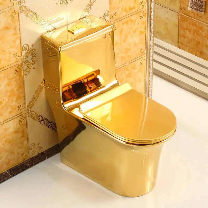 Golden luxury modern European style hotel presidential suite golden color water closet one piece ceramic gold toilet