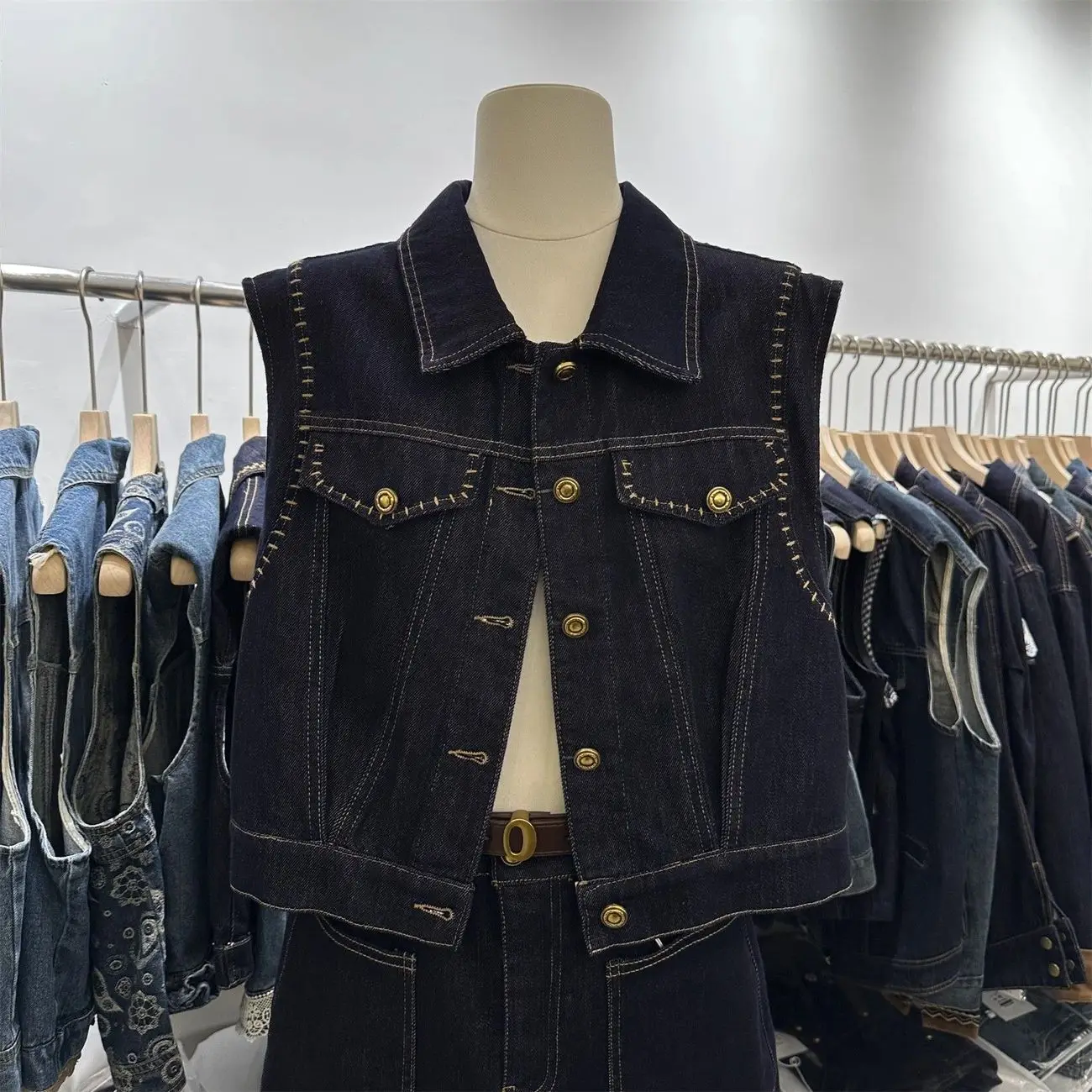 

Fashion Sleeveless Denim Vest Women's Short Top 2026 Spring Autumn New Waistcoat Female Jeans Vest Jacket Chaleco Mujer