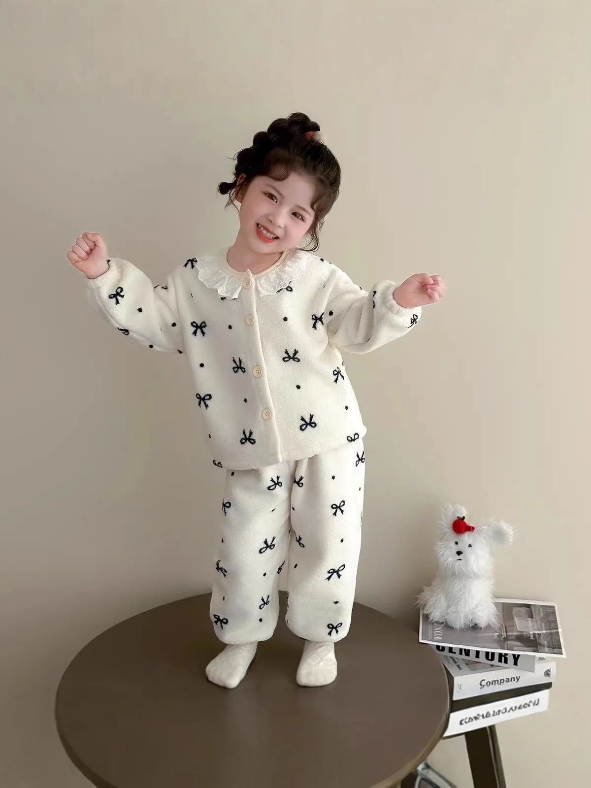 1-8Y أطفال بنات المرجان بيجامة من الصوف مجموعات Bowknot طباعة الدانتيل طوق كم طويل بلوزات وسراويل دافئة رقيق ملابس خاصة المتسكعون