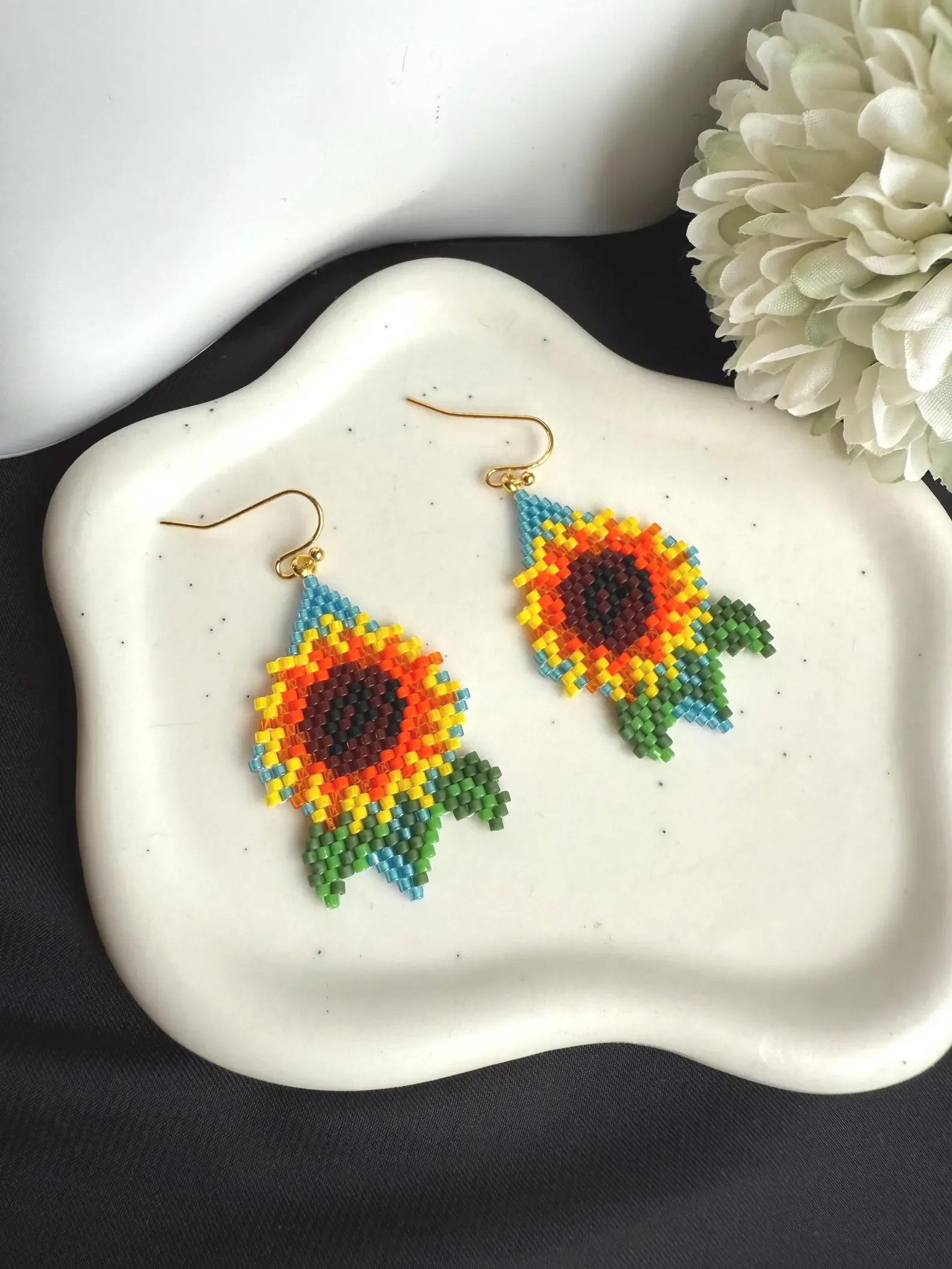 

Sunflower Bohemia Gradient Color Beaded Earrings Hand-Woven Alloy Simple Rice Bead Trendy Female Jewelry Accessory