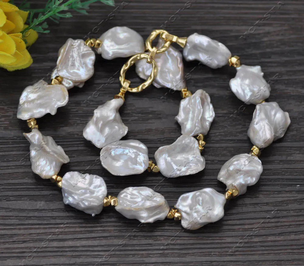 

Z13332 19" 26mm White Baroque Keshi Reborn Pearl Necklace