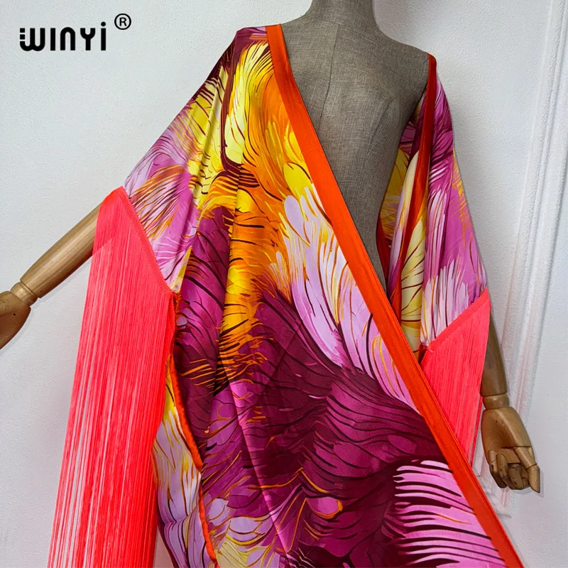 Letnie kimono sukienka letnia w stylu boho z artystyczny nadruk osłona do Bikini kardiganem seksowna wakacyjna sukienka z frędzlami z długim rękawem