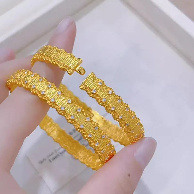 

Популярный универсальный браслет с матовой отделкой и пряжкой в виде звезды с бриллиантами, элитное ювелирное изделие