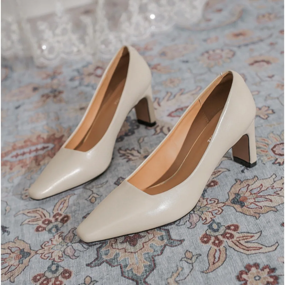 High Heels Women's New Professional Commuting Work Shoes Black Mid Heeled Leather Shoes French Retro Womens Single Shoes pumps - view 3