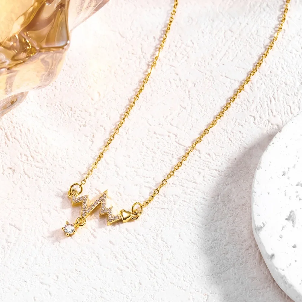 Luxury Tredny Gold Color Stainless Steel Beating Heart Crystal Pendant Necklace for Women Charm Bride Party Collar Jewelry Gift