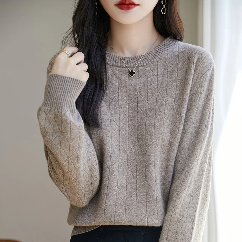 Women's Round Neck Hollowed-Out Hook Flower Knitted Top, 100% Pure Wool Pullover, Loose Inside, Autumn and Winter, New