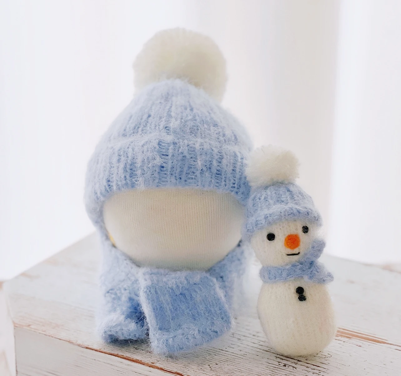 

Newborn Photography Props Cute Handmade Knitted Christmas Hat with Snowman Doll for X'mas Baby Studio Photoshoot Accessories