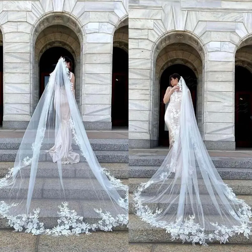 Beautiful Lace Veil 3 Meters Long Bridal Veil with Comb Bling Sequins Lace White/Ivory Veil for Bride Wedding Accessories